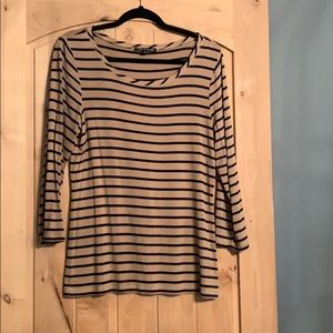 3/4 length sleeve top